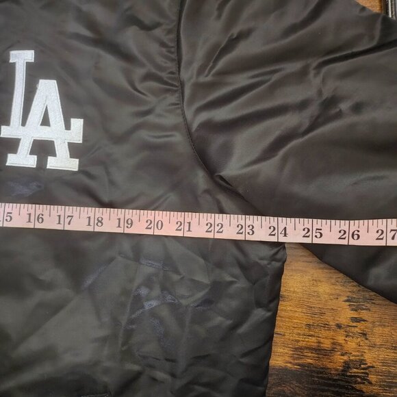 LA Dodgers Black Varsity Jacket L - Picture 6 of 11